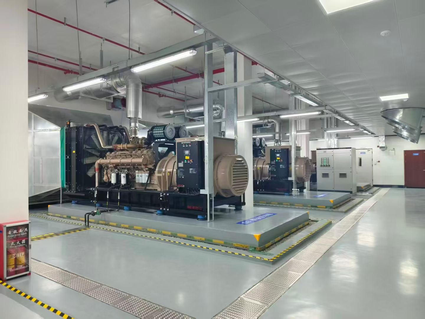 柴油发动机. 柴油发动机.